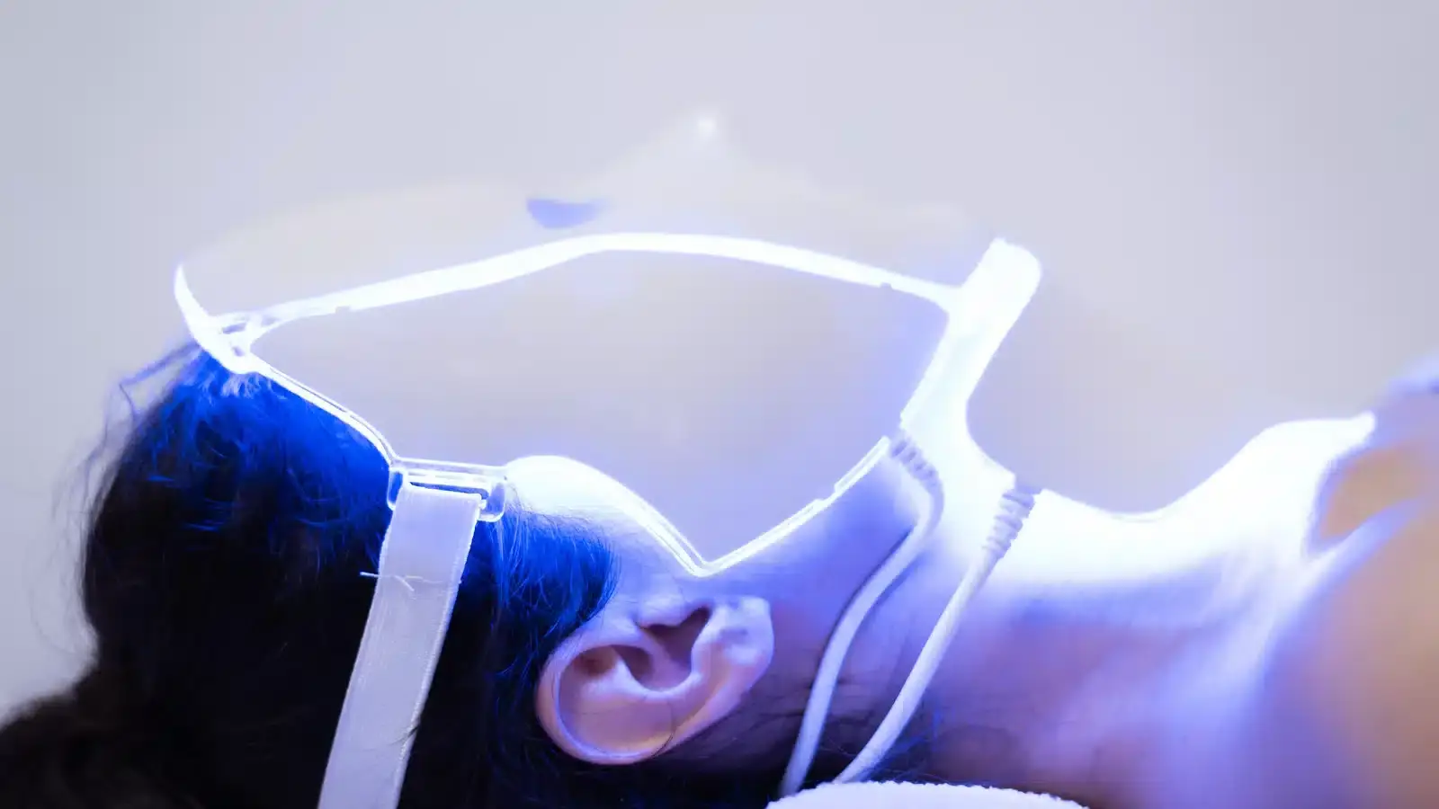 A patient receiving an LED light therapy facial at a med spa, the kind of real visual treatment content that, named and described, supports image SEO.