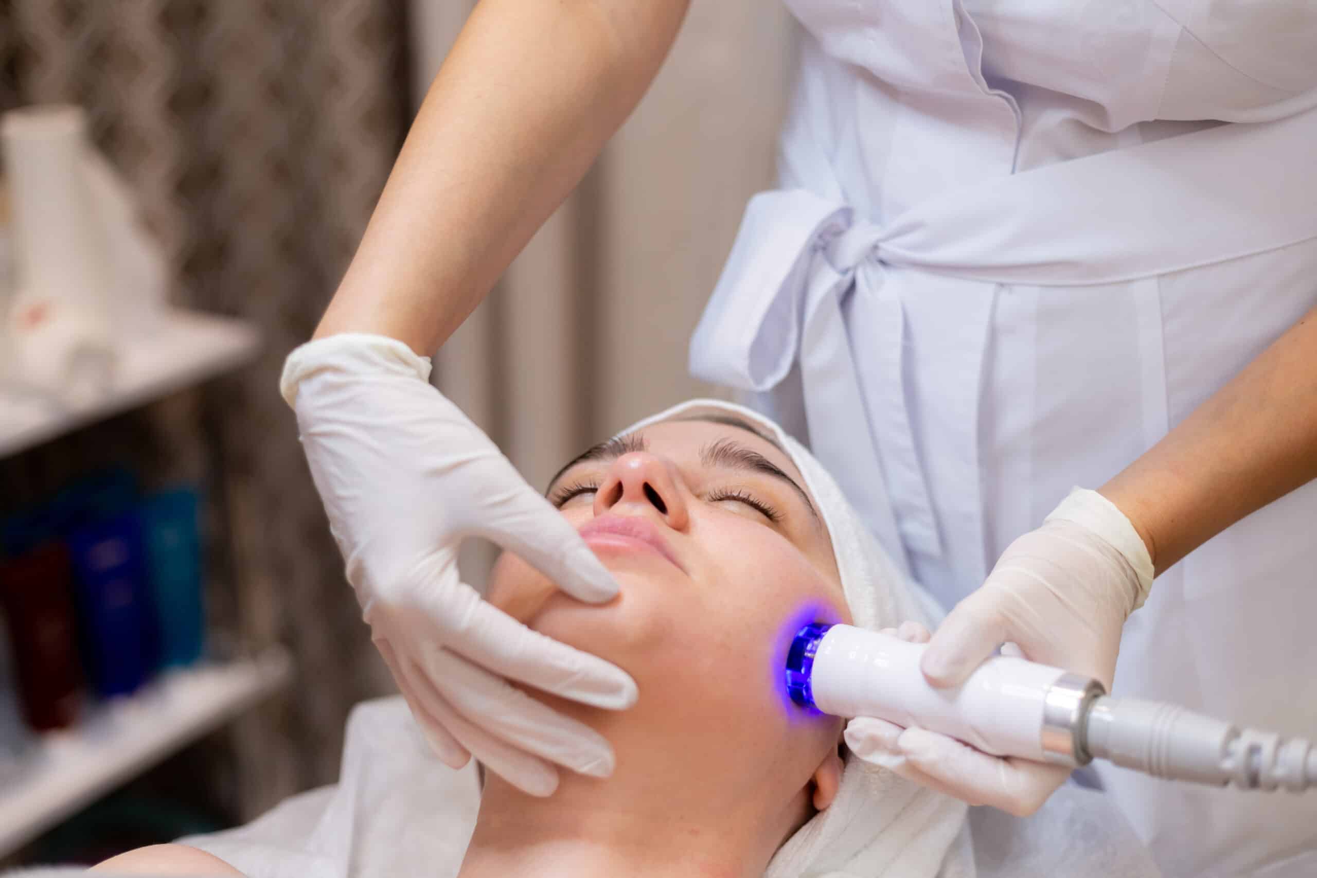 Med spa patient receiving a professional aesthetic treatment — the kind of high-intent patient who increasingly finds practices through AI search engines rather than traditional Google results