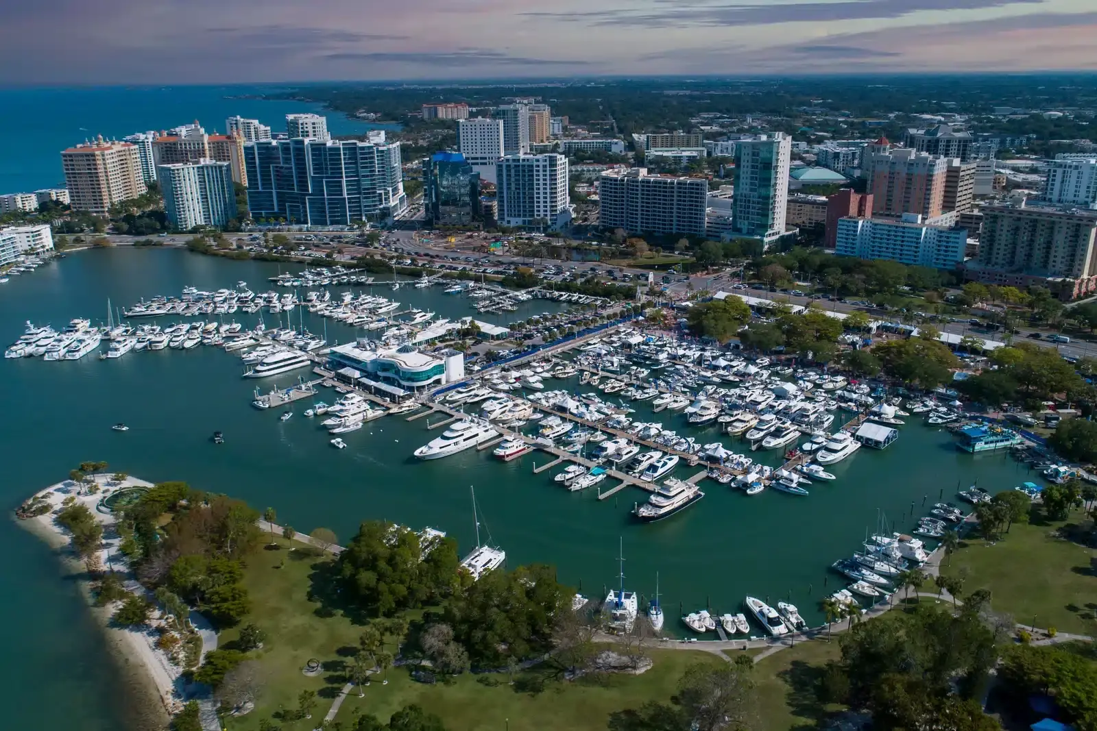 Sarasota, Florida, a two-part Gulf coast market where Skinspire ranks plastic surgeons